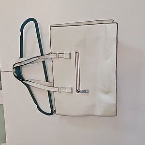 BCBG Paris Shoulder Purse with extra long strap. Zippered closure, Cream color.